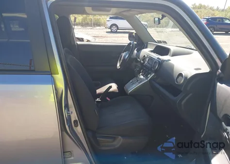 2010 Scion Xb z USA, uszkodzony, nr VIN JTLZE4FE1A1115824